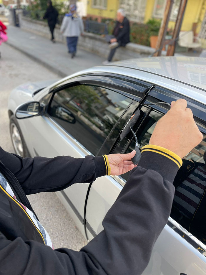 Karaisalı Oto Kilitçisi